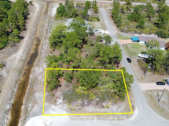 5th image of 4601 Laura Ave N