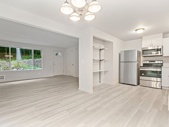 3rd image of 1209 Euclid Ave #1