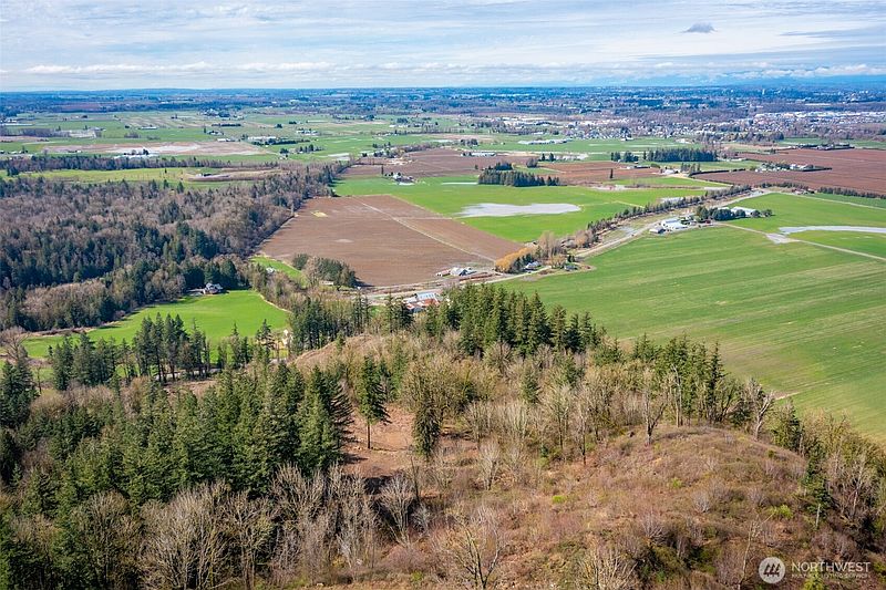 5th image of 48 XX Reese Hill Road