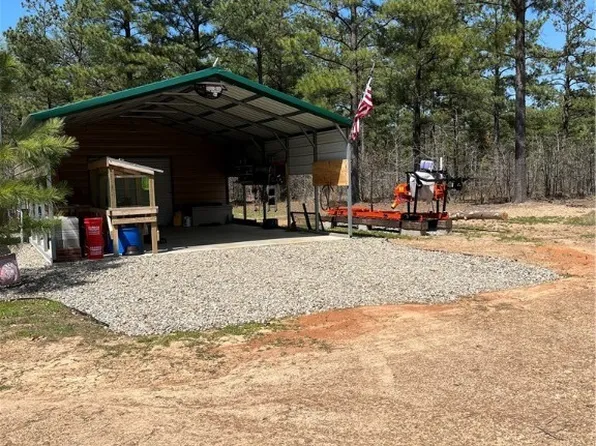 39015 Wren Ln, Wister, OK 74966