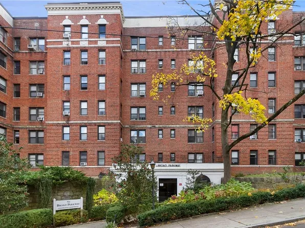 1 Broad Parkway #3H, White Plains, NY 10601