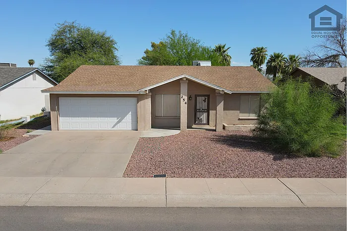 254 E Auburn Dr