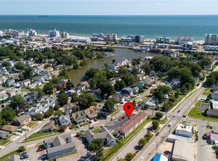 598 Pinewood Dr APT 206, Virginia Beach, VA 23451
