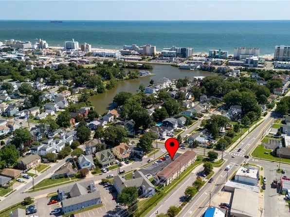 598 Pinewood Dr APT 206, Virginia Beach, VA 23451