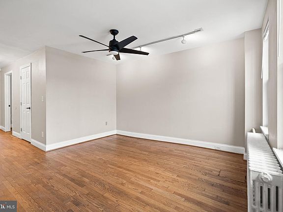 5th image of 1848 Capitol Ave NE