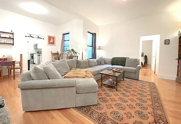 Rented by Compass | media 17