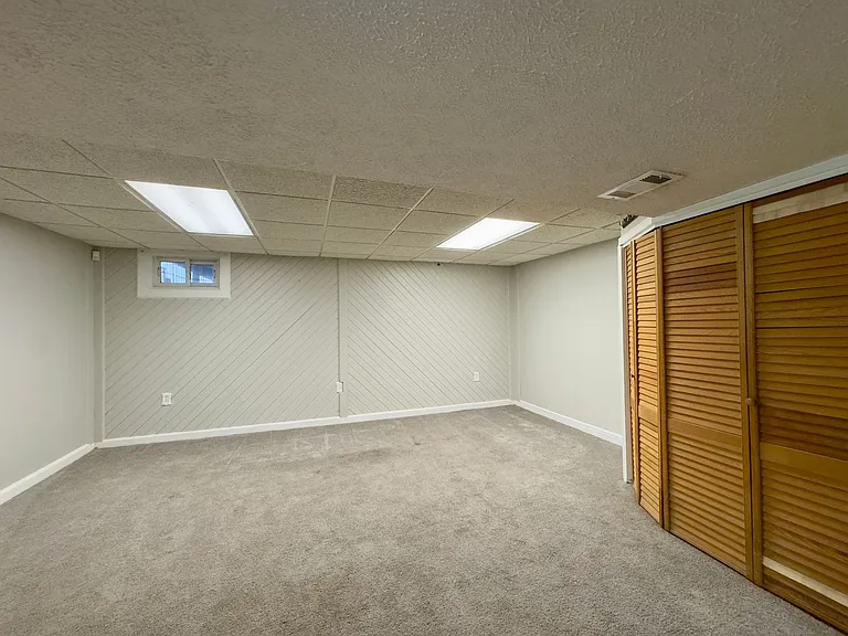 5371 King Arthur Cir — Photo 23