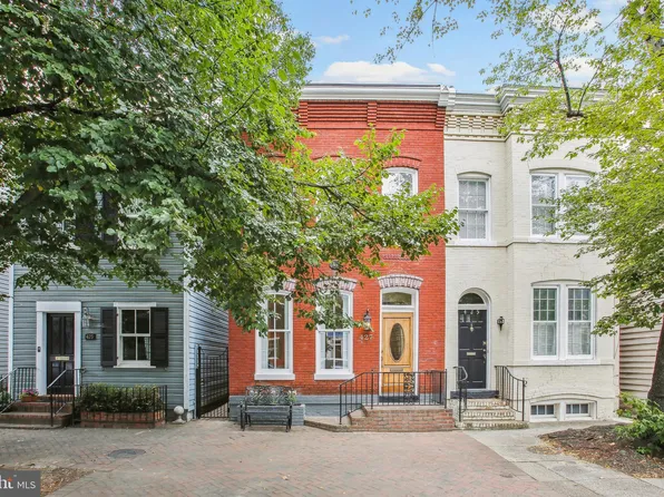427 S Fairfax St, Alexandria, VA 22314