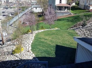 89 Cintra Ln W, Corning, NY 14830