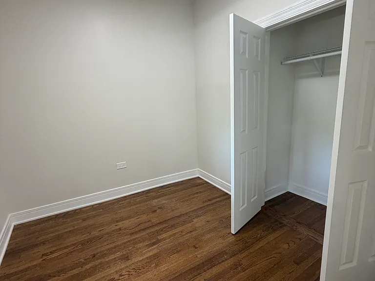 6327 S Artesian Ave #2 — Photo 6