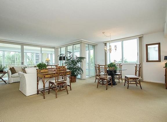 3rd image of 25 Bluebill Ave #A-206