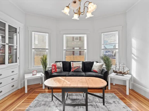 9A Wilshire St #1, Winthrop, MA 02152