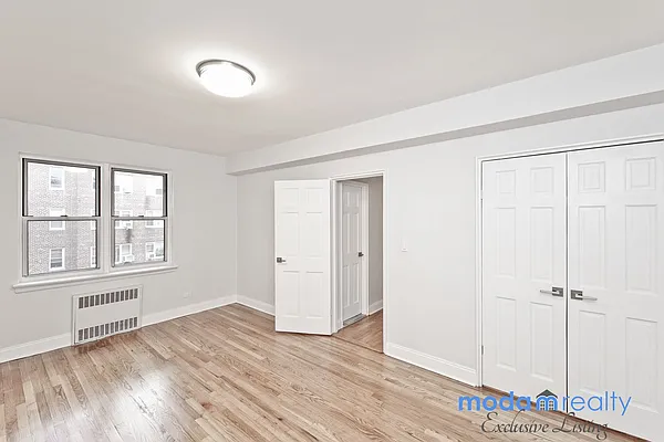 Sold by Moda Realty | media 11