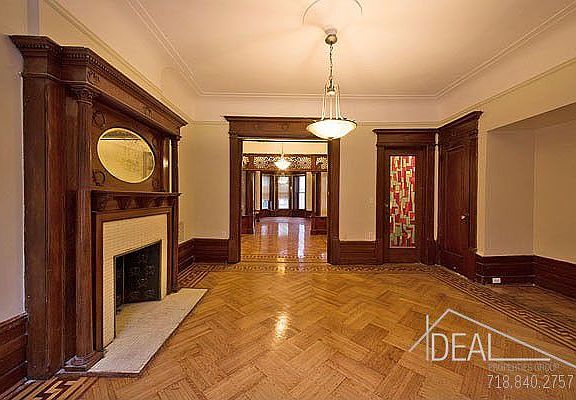 3rd image of 398 Sterling Pl