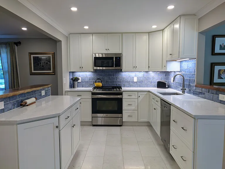 137 Passaic Ave — Photo 5