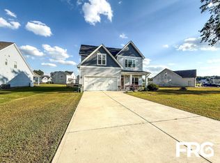 208 Coffman Dr, Pikeville, NC 27863