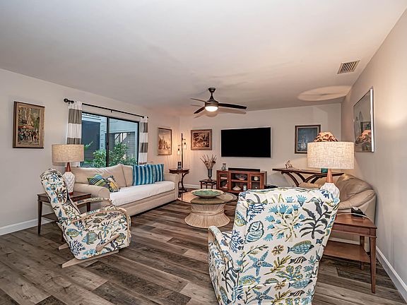 4th image of 2125 Pine Creek Boulevard #103