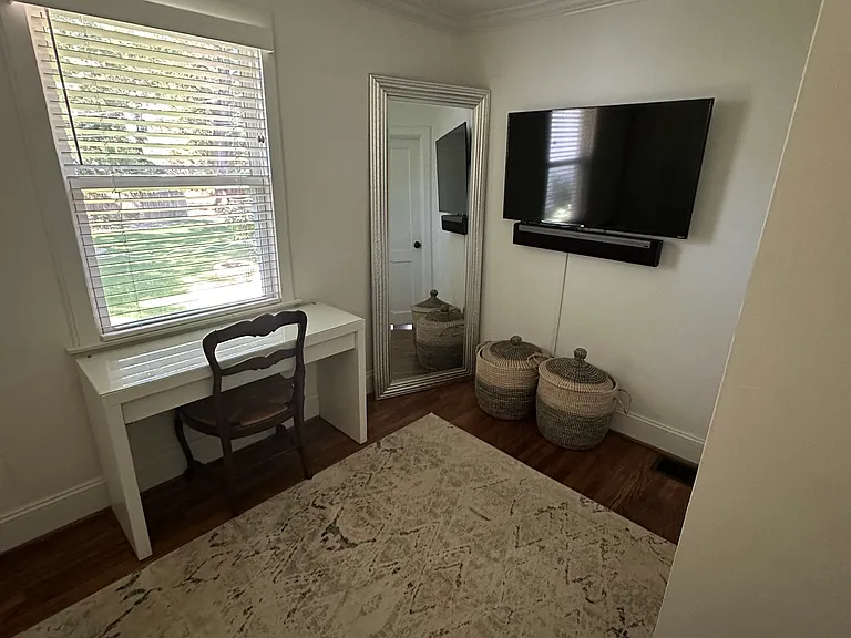 2200 Laburnum Ave — Photo 24