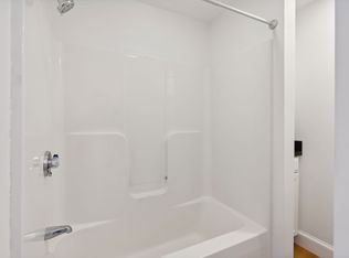 22 Stimson St, Kittery, ME 03904