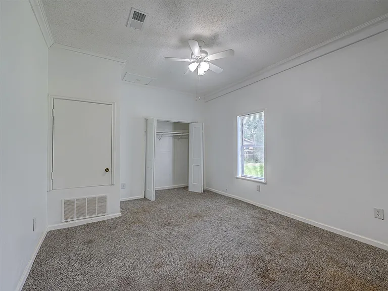 610 Linden St — Photo 28