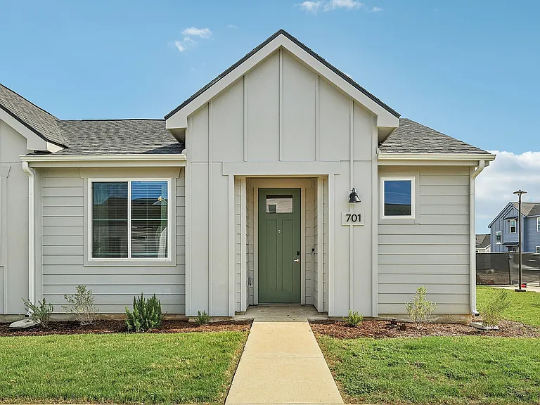 YardHomes Trailside Unit 701 Exterior