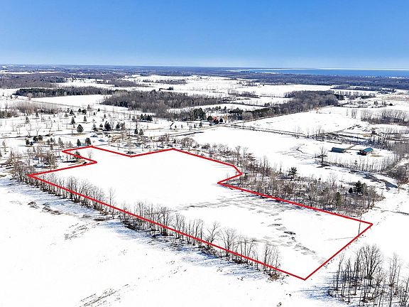 3rd image of Logtown Rd #A