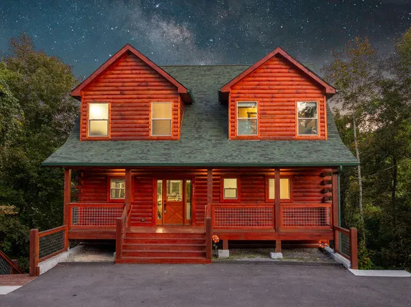 1611 White Halo Ct, Sevierville, TN 37876