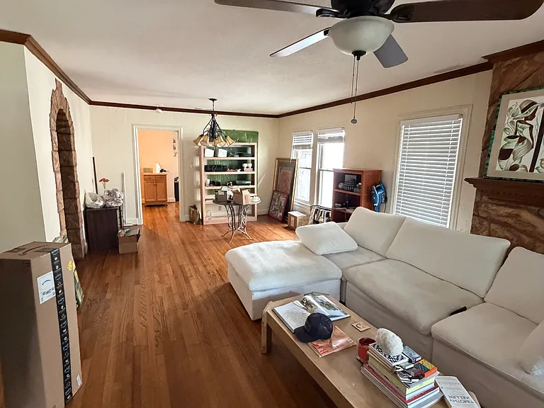 6324 Velasco Ave — Photo 2