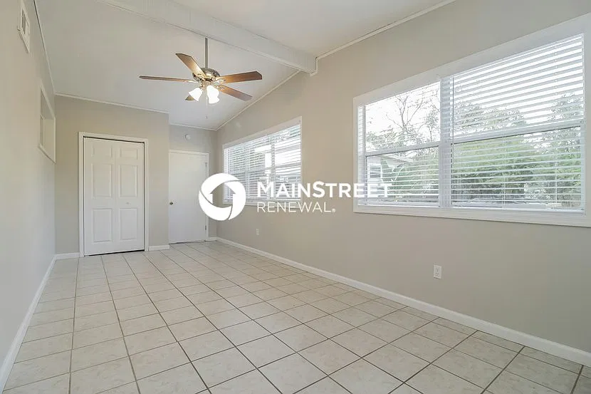 4221 Mizell St — Photo 4