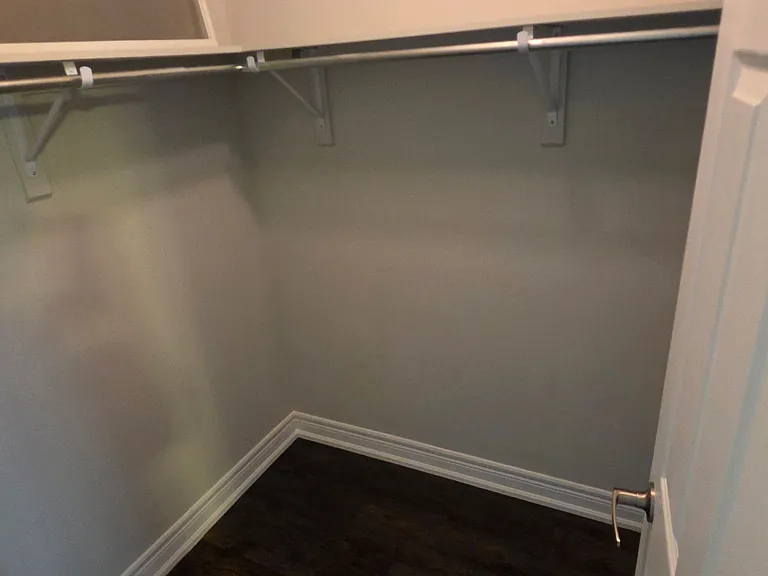 61 Collin Ct — Photo 34