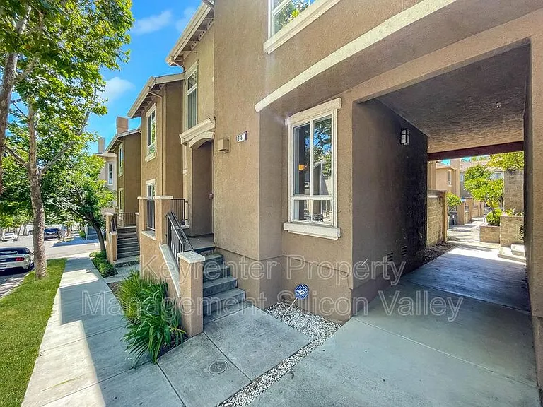 3157 Regency Ave #612 — Photo 2
