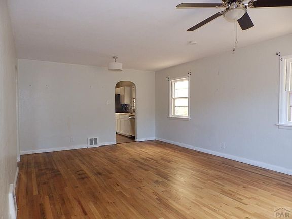 2nd image of 1422 Palmer Ave