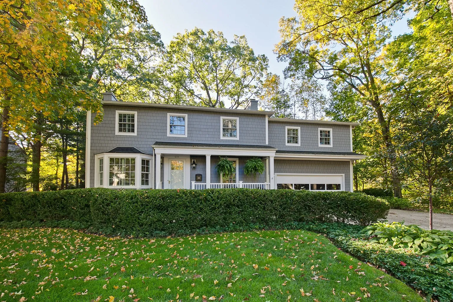 631 Ravine Ave photo 1