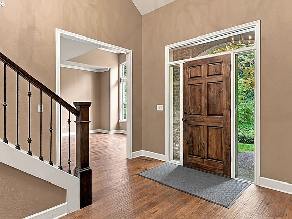 4th image of 2215 Brandon Pl