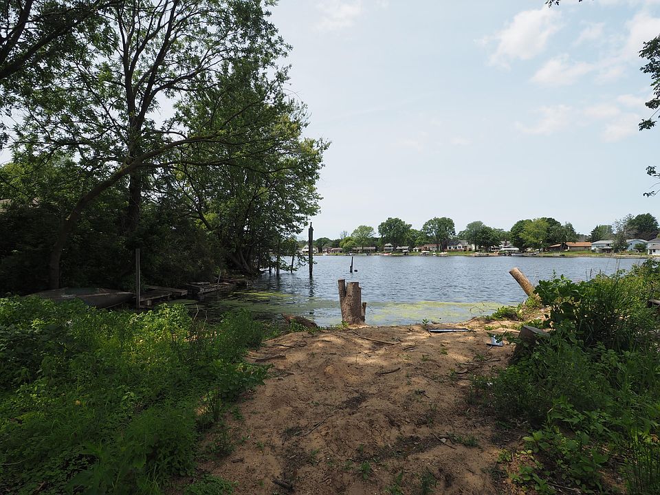 2nd image of 6 Lakeview Ave