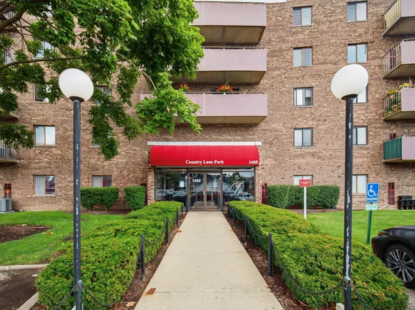 1460 Fairlane Dr APT 311, Schaumburg, IL 60193