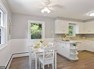 2593 Edgerton St, Little Canada, MN 55117