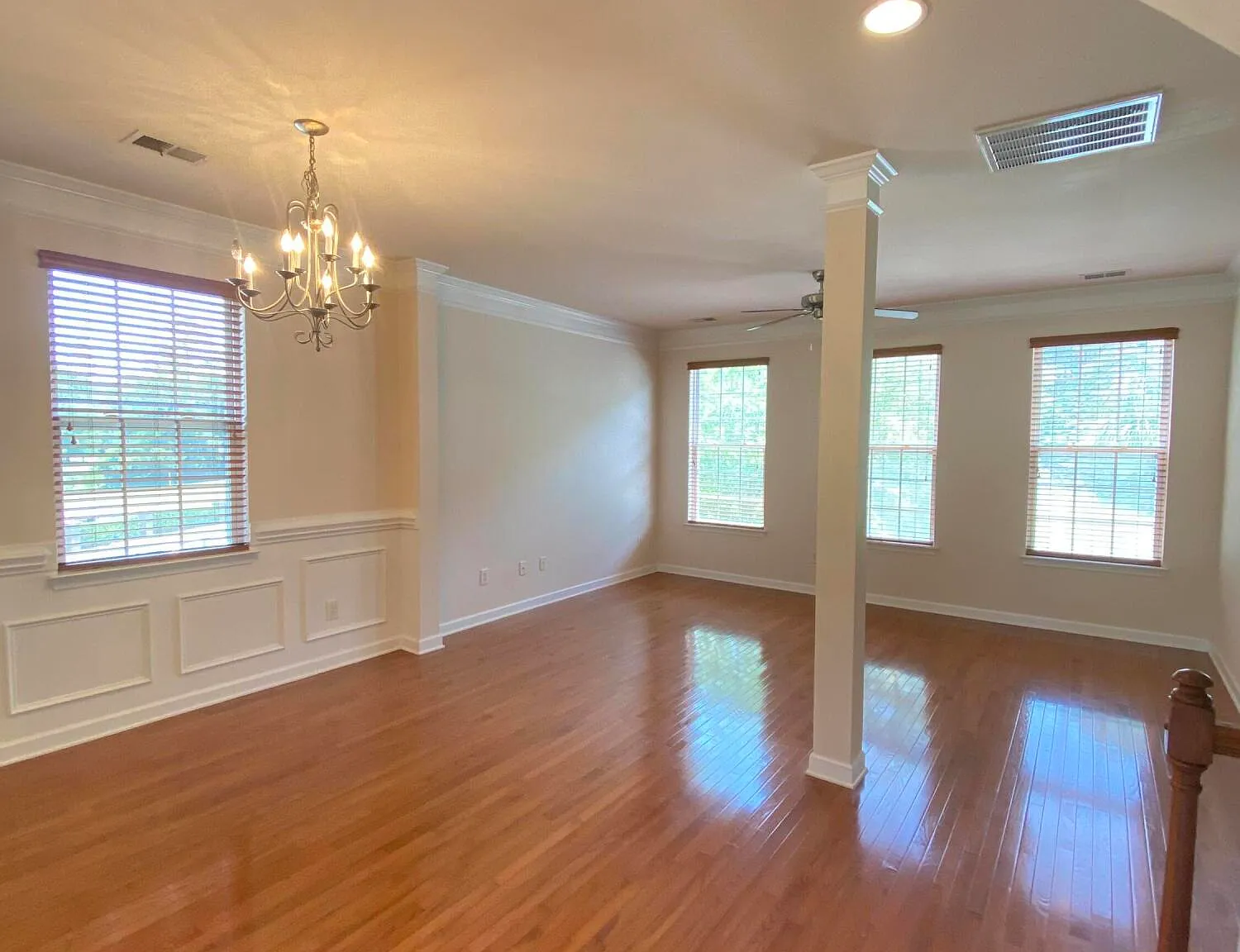 3 bed, 2.5 bath, 2346 sqft, $3,000 — Photo 4