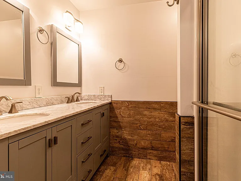 413 Red Lion Rd — Photo 20
