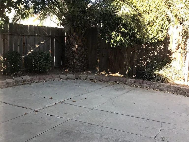2109 Buck River St — Photo 8