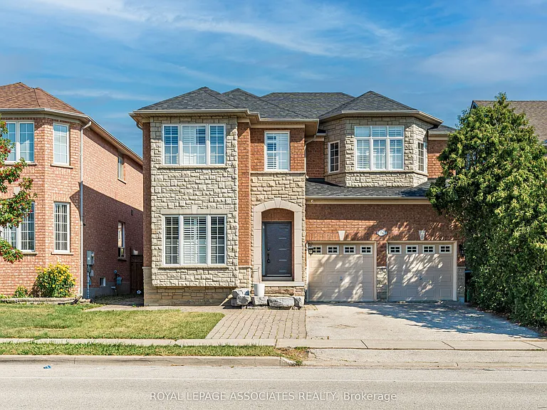 156 Maria Antonia Rd — Photo 2