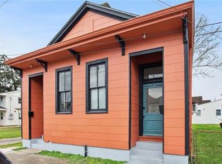 7632 Zimpel St, New Orleans, LA 70118