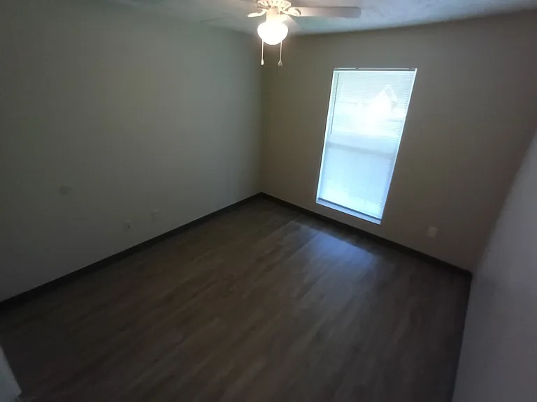 427 Princeton St #8 — Photo 7
