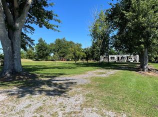 103 Luke Dr, Des Allemands, LA 70030