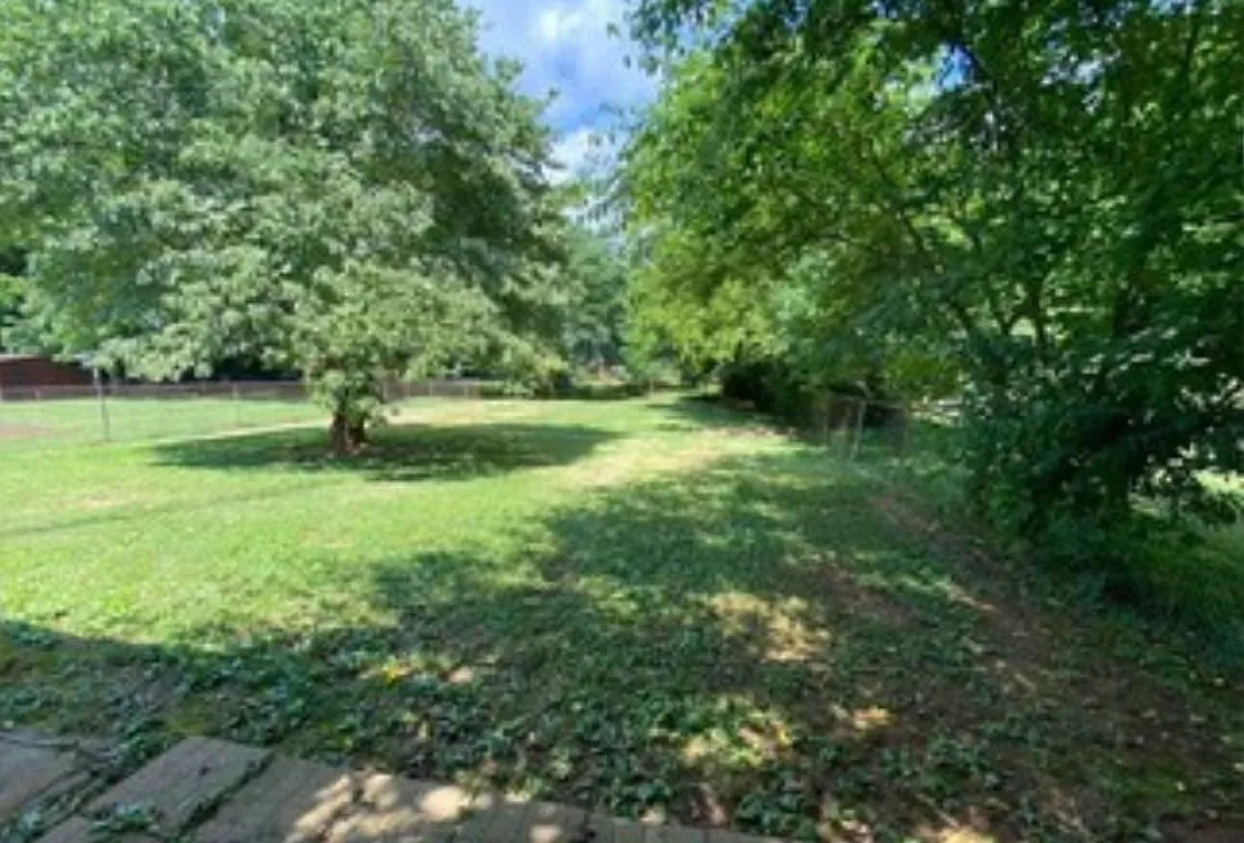 Wade Ave, Bowling Green — Photo 2