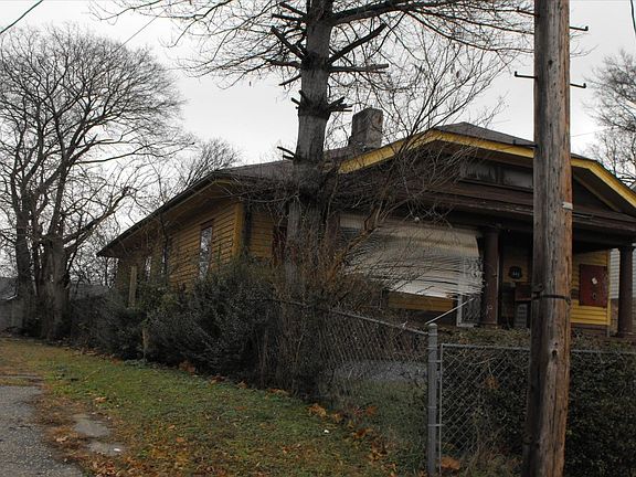 2nd image of 648 McDavitt Pl