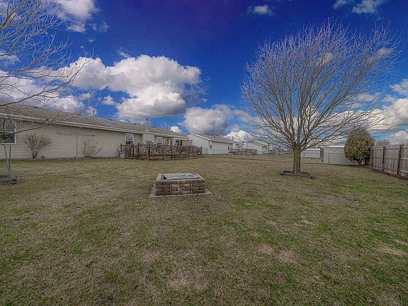 4th image of 14675 Misty Meadow Ln