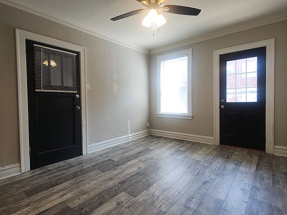3rd image of 1007 Art Hill Pl APT 1S