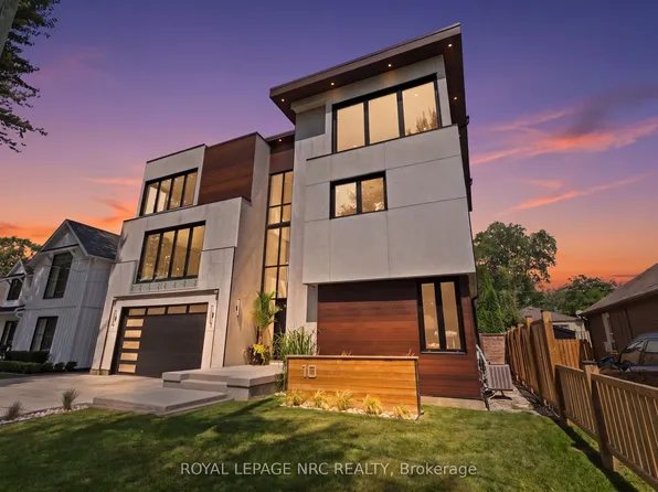 10 Pawling St, Saint Catharines, ON L2N 5M2