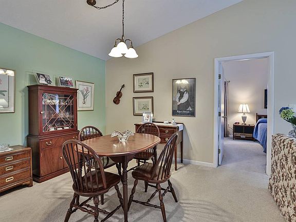 5th image of 8507 Island Pines Pl APT 7